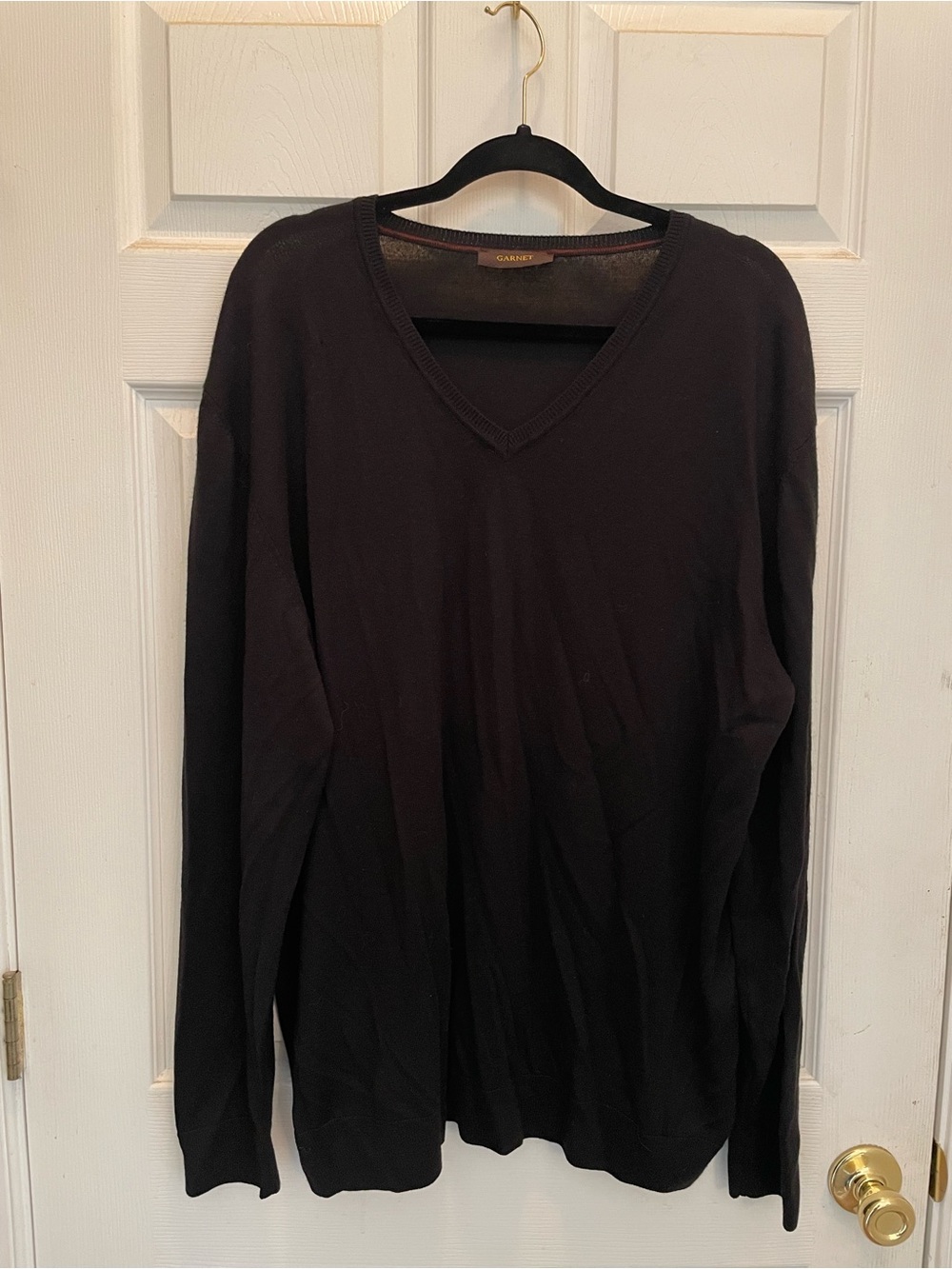 Garnet V-Neck Long-Sleeve Shirt - Black
